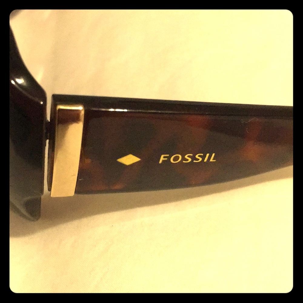 FOSSIL sunglasses